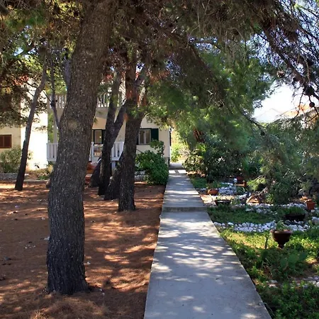 Apartman By The Sea Sevid, Trogir - 9125 *