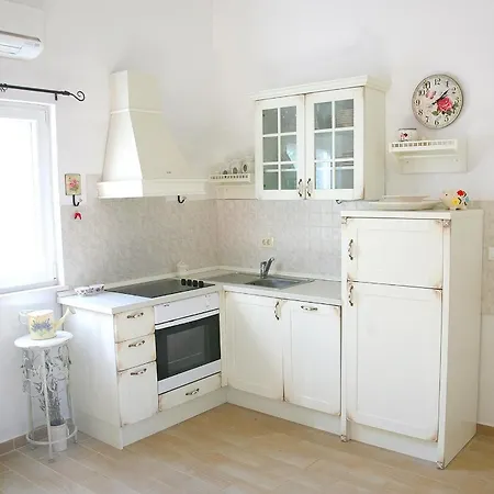 아파트 By The Sea Sevid, Trogir - 9125 산책길
